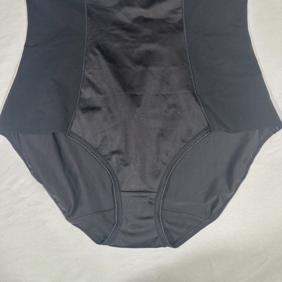 NEW $40 CITY‎ CHIC [ S/16 16W ] Smooth & Chic Control Brief in black - Picture 5 of 10